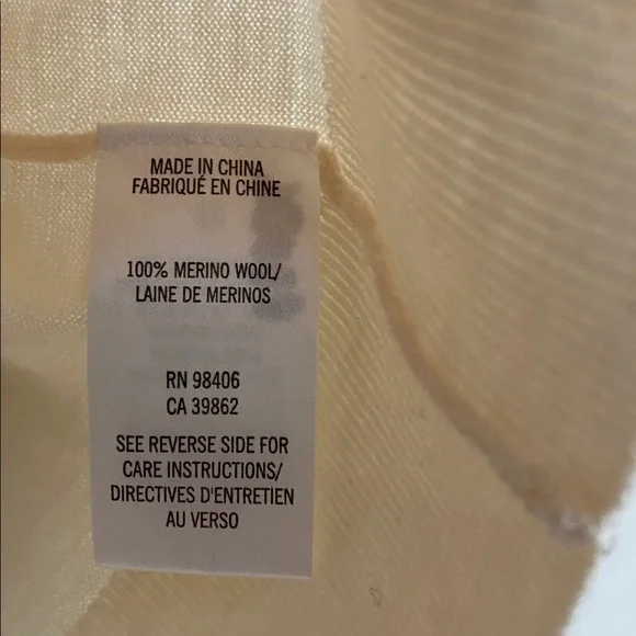 Theory Merino Buttercream Fine-Knit Tee - Picture 5 of 8